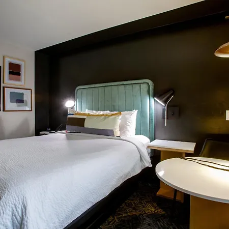Voco Flagstaff By Ihg Hotel Exterior photo